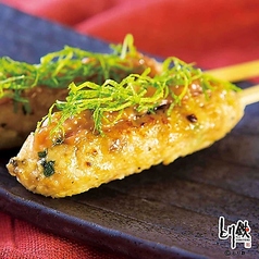 <奥州美鶏つくね>梅しそつくね串(1本)/月見つくね串(1本・タレ)