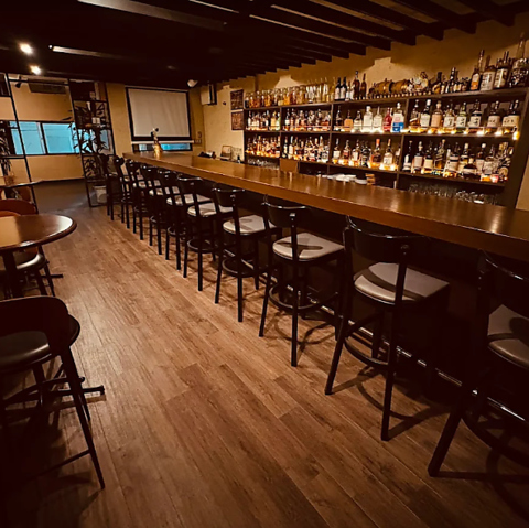 リーズナブルな価格で楽しめる隠れ家BAR