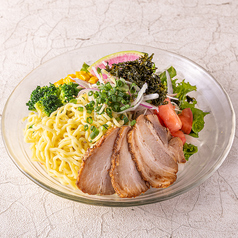 ラーメンサラダ 　胡麻味噌仕立て