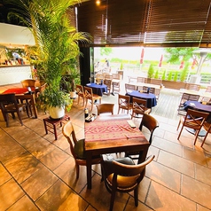 BAGUS BAR 芝浦アイランド店の雰囲気1