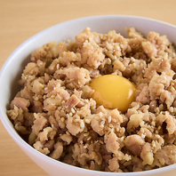 丁寧に炊き上げた至福の一杯「鶏そぼろ丼」