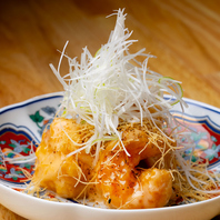 創作料理など、ジャンルを問わず提供するこだわりの逸品