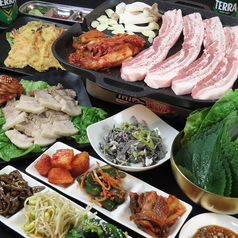 韓国屋台 ハルハルの特集写真