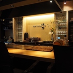 店内は落ち着く大人な雰囲気。