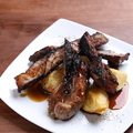 料理メニュー写真&nbsp;スペアリブ 黒胡椒焼き (大、小の2本付け)