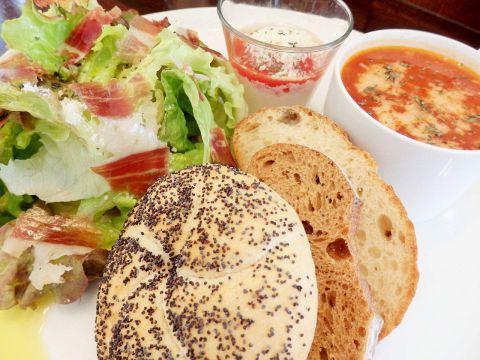 Xg YOGANSU ̉w 悪񂷔