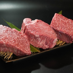 囲炉裏焼肉 牛華の写真2