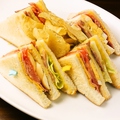 料理メニュー写真 クラブハウス・サンドイッチ