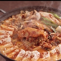 料理メニュー写真 低温熟成キムチと和豚の本格キムチチゲ鍋