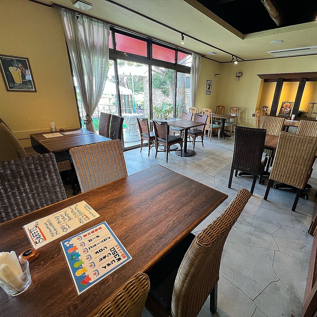 ペット同伴可能なお席も一部ご用意しております♪ご家族みなさまでゆったりとお過ごしくださいませ。