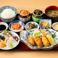 ■かきフライと刺身定食