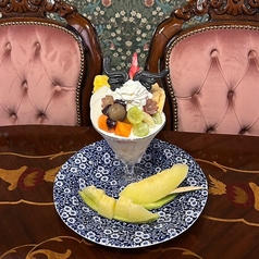 日々の果物パフェ -ROYAL-