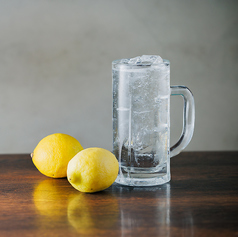 こだわり酒場のレモンサワー