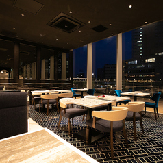 みなとみらい線馬車道駅徒歩1分/JR京浜東北線新南口から徒歩1分の好立地☆最大70名、立食パーティー時は100名様まで対応可能でございます。貸切・二次会・パーティーなどお気軽にご相談下さい♪