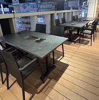 開放感あふれるオープンテラス席を完備！