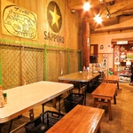 昭和の酒場にタイムスリップしたようなノスタルジックな店内☆