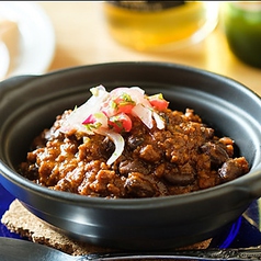 《人気No.1★秘伝スパイスが効く！Rosaおつまみの定番！牛ひき肉と豆のチリコンカルネ♪》980円(税抜)の写真