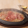 料理メニュー写真&nbsp;国産牛 レモンステーキ　コンソメと甘口醤油の琥珀ソース