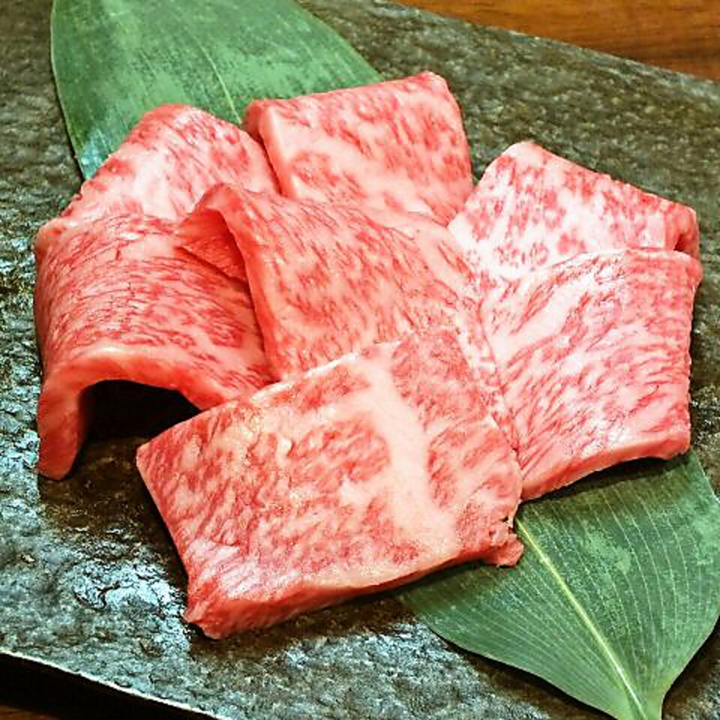 厳選国産牛でちょっと贅沢な宴会もお楽しみいただけます♪飲み放題付きでもとってもリーズナブル♪