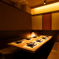 四辺はしっかりと仕切られている完全個室となっております。和情緒漂う個室空間でのご宴会をお楽しみ頂けます。ご宴会は、2H飲み放題付3850円～お値段別に各種ご用意しております。金山での各種宴会に◎！