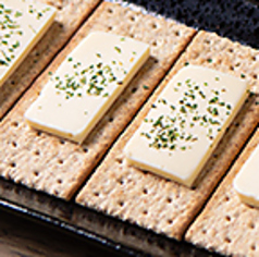 チーズクラッカー/塩ダレキャベツ