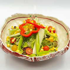 季節野菜のグリーンサラダ