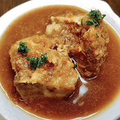 豚すね肉の黒ビール煮込み