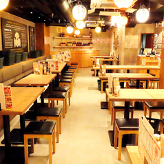 ゆったりくつろぎながらワイワイしましょう♪スタッフ一同心よりお待ちしております！