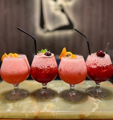 お昼から楽しめるBAR！