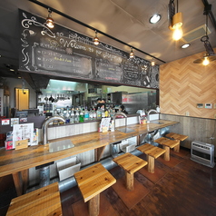 炭火肉バルMOJAR 金沢の雰囲気1