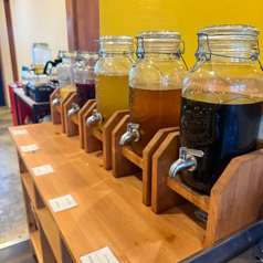 ランチタイムはドリンク&ワインが飲み放題