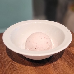 ストロベリーアイス