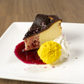 料理メニュー写真&nbsp;バスクチーズケーキ