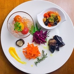 前菜にスープ、お肉&お魚を堪能！ドルチェも付いた「ランチミニコース」