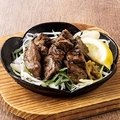 料理メニュー写真 あい鴨の黒焼き鉄板