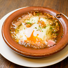 卵のアヒージョ