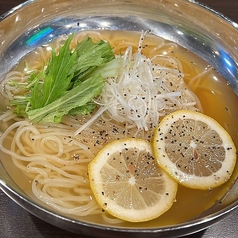 テールスープ仕立ての特製冷麺