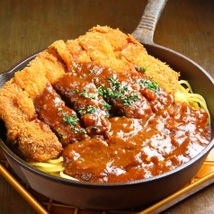 満腹！自家製ミートソースと石狩産「望来豚」のスパカツ