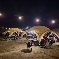 夜空の下で味わう、こだわり食材のごちそうBBQ！