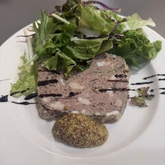 トリュフ入り自家製パテドカンパーニュ