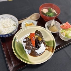 牛ホホ赤ワイン味噌煮定食