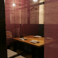 2名～4名個室.4名様まで利用できる個室ファミリー・接待・デートに最適な空間です。席タイプ掘りごたつ 個室仕切り半個室5畳 人数2名様～4名様 チャージ無料 喫煙可 