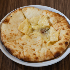 チーズナン