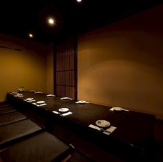 【圧巻の店内空間】ゆったり個室も多数完備しております…♪女子会・誕生日・記念日などのプライベートシーンも大歓迎♪お料理はボリューム満点の肉メニューから鮮度抜群の鮮魚もご用意◎♪広島郷土料理コースや女子会用コースなど幅広い層の方にご利用いただけるよう、ジャンル問わず幅広くお料理をご用意♪