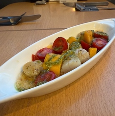 帆立とマンゴーのマリネ