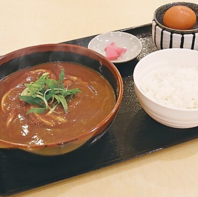 長年愛されるランチのカレーうどんも◎