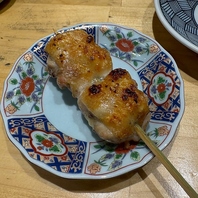 【職人技】素材の魅力を引き出す本格焼鳥と多彩な串
