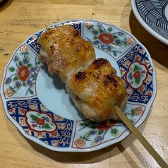 【職人技】素材の魅力を引き出す本格焼鳥と多彩な串
