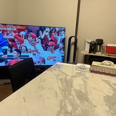 リビングがテーブル席になりました。７名まで座れます。