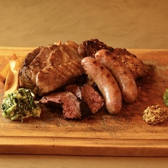 【名物肉盛り】ミートキャラバン